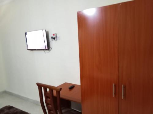 Luanda Road View Hotel