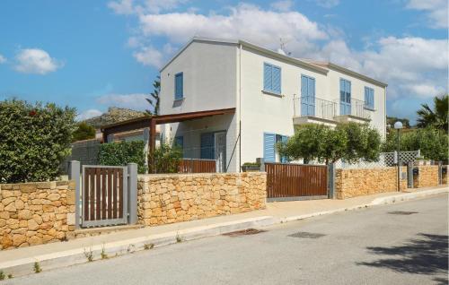 2 Bedroom Stunning Home In Cornino