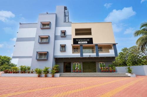 Townhouse Bhelaipahari Jamshedpur Formerly JR Royals
