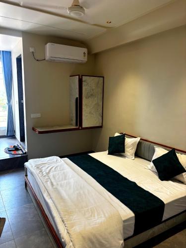 Hotel VBC  in Mehsana