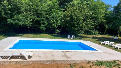 Farmica, Bed&Breakfast, Bazen izdvojen nekoliko minuta hoda