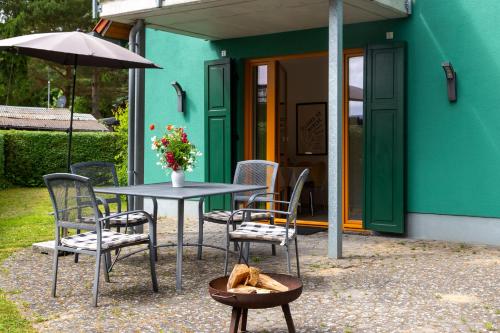 Ferienhauser am See in Mustin