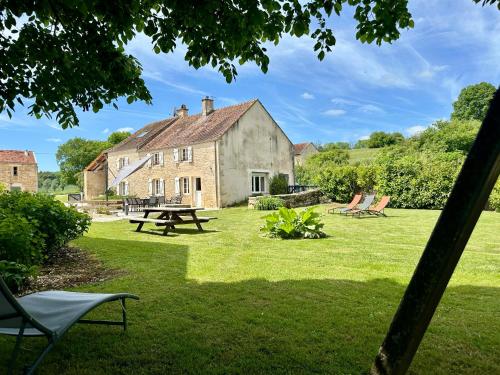 Valfermet 5 personnes in Beaulieu (Burgundy)