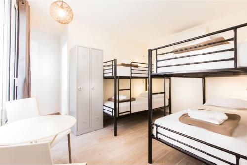 Enjoy Hostel in Parijs