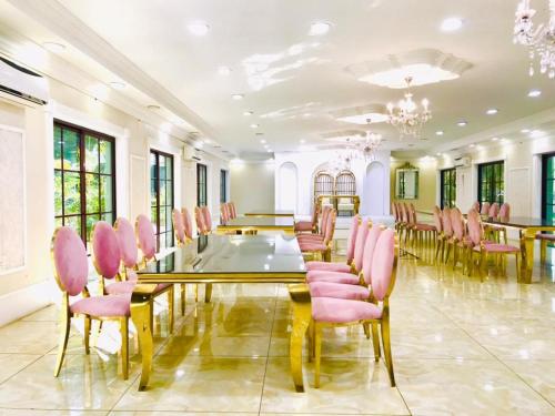Radiant Resort in Malkerns