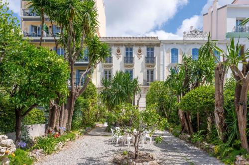 Villa TOPAZE Maison de ville avec jardin au cœur de Cannes