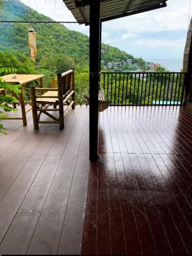 THIP bungalow family room in Tanote Bay