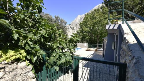 Holiday Home Volat -Baska Voda by Villas Guide - image 2
