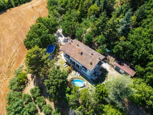 Hotelli välisilme, Villa Valle 14 with pool and views of the hills in Serrungarina
