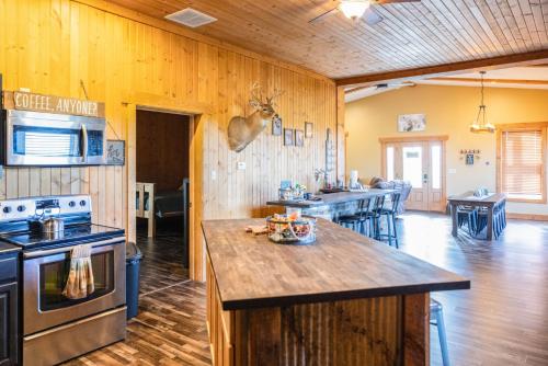Tall Tine Lodge in Camp Point (IL)
