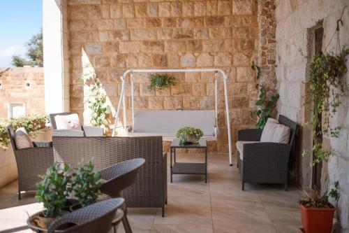 Authentic 2 bedrooms house in the heart of Ehden in Ehden