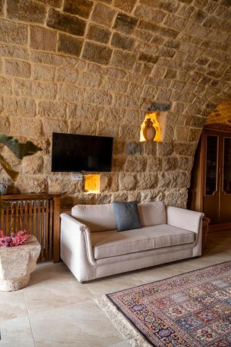 Authentic 2 bedrooms house in the heart of Ehden in Ehden