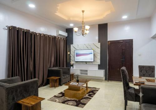 Facilities, Elected Apartments in Olowora