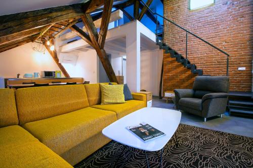 Apartments At The Blue Duckling, Praga