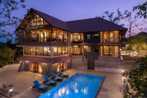 Viesnīcas āriene, SaffronStays Vedika Heritage Family Suite in Vikramgad