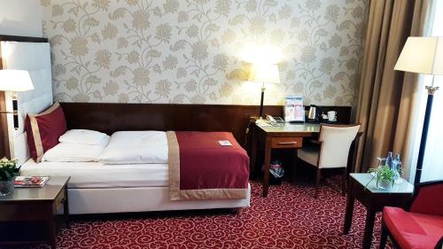 Best Western Plus Hotel StadtPalais - image 6