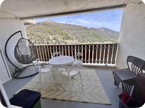 Apartment with a terrace view on mountain s ps214