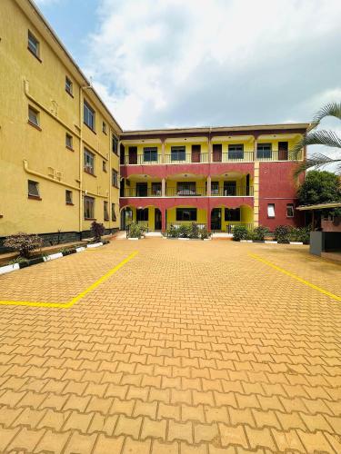Ebenezer resort hotel in Mbale