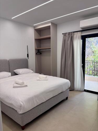 Lithitsa Lofts and Suites 3