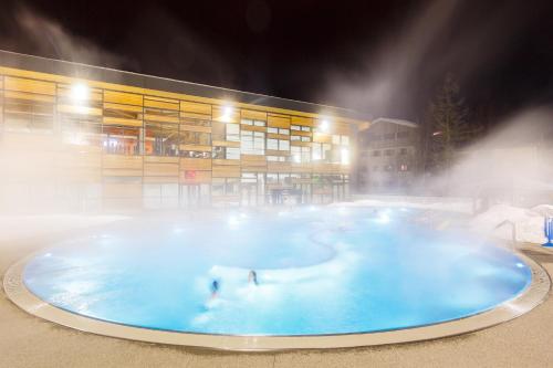 Lutins Megeve village Palais des sports - image 5