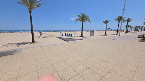 APARTAMENTOS CAPRICHO III GANDIA PLAYA A 150mt DEL MAR