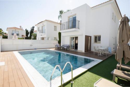 Paez Villa - Private Pool - 3br - Walk To Beach - Pernera Protaras - Protaras