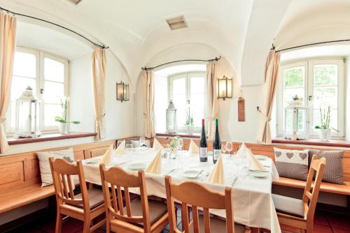 Restorāns, Schweiger's Landgasthof in Wartenberg (Bavaria)