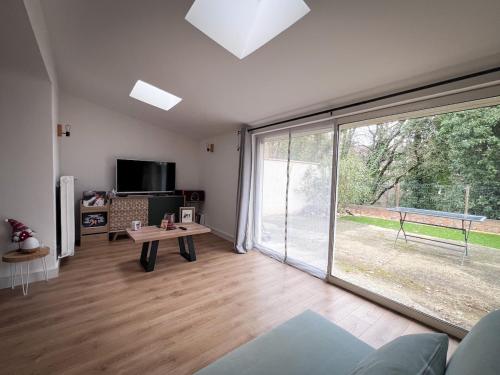Maison moderne 5 personnes en location courte durée - Location, gîte - Manosque