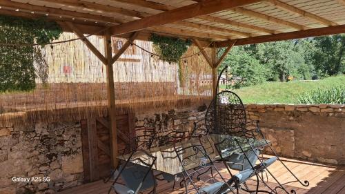 Balkons/terase, gîte familial à la campagne (gite familial a la campagne) in Borreze
