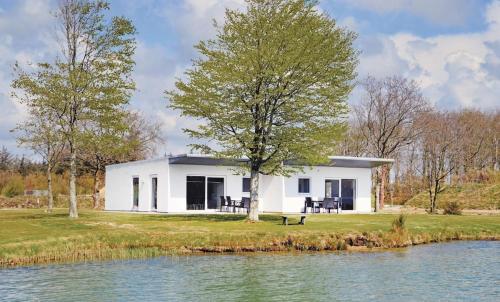 Holiday home with great views near Hee Kirke