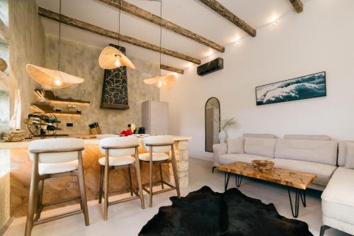 Eden's Garden Villa