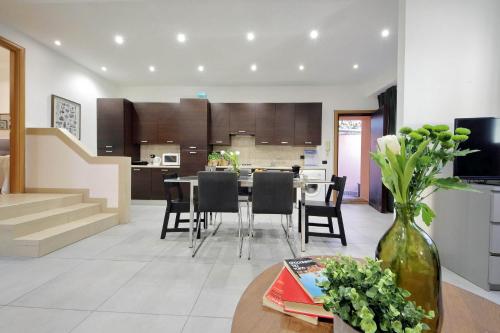 Monte del Gallo Apartment for groups, Rome (photo 3)