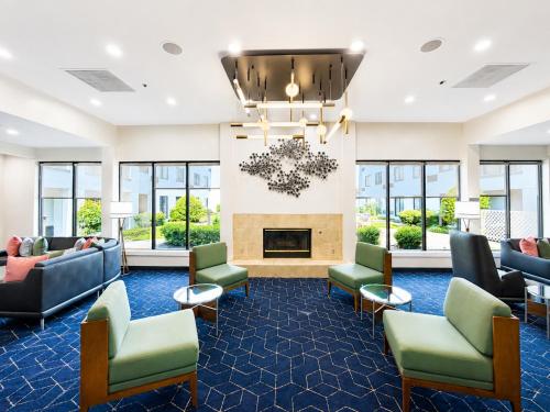 Courtyard by Marriott Houston Hobby Airport - image 5