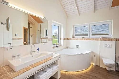 Luxuswellnesshaus Seebrise in Bliesdorf, Deutschland