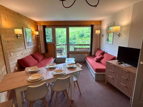 Avoriaz - Appartement rénové 6 pers, balcon, vue sur pistes - FR-1-633-29