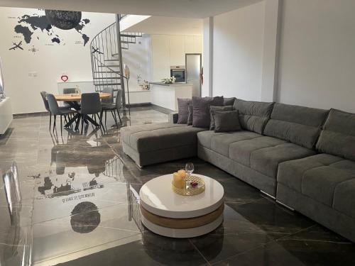 Olivia Suite in Arodes