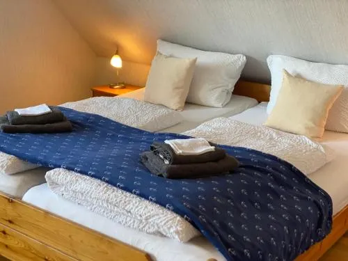 Ferienwohnung "Strandkorb" und "Sandburg", Haus Achtern Diek in Wangerland, Deutschland