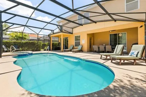 Upstay-Solterra Home with Private Pool & Hot Tub photo 2