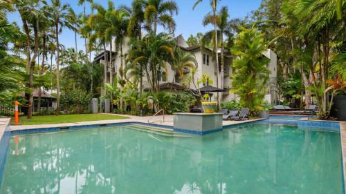 Marlowe Sage Walk to Beach and Pool - image 4