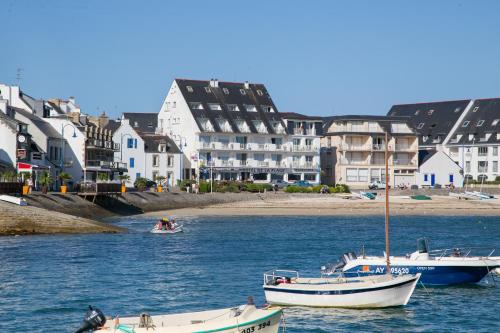 Apartment Quiberon Studio Vue Mer Face A La Grande Plage