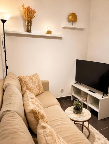 Rose CosyHome Paris - Pension de famille - Champs-sur-Marne