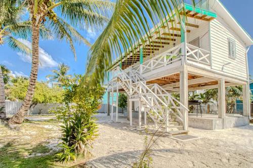 DV 4 at DV Cabanas Gold Standard Certified, Caye Caulker