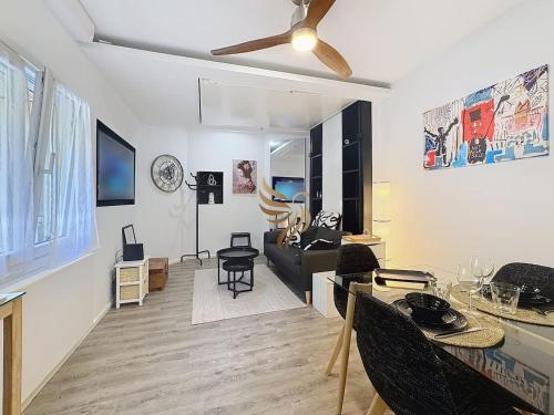 Studio l'Atelier – Parking & Beaches 15 min Walk