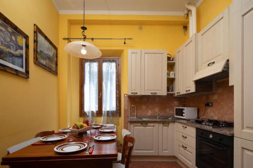 Santa Croce Home