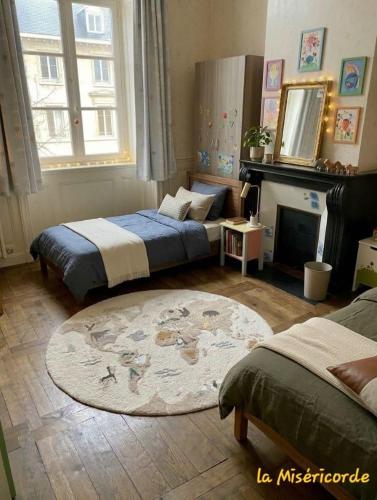 La Miséricorde-Deluxe room with kids room 4