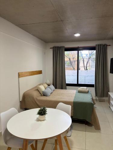 Bnb loft XlV - Pasos Bv oroño y Av pellegrini