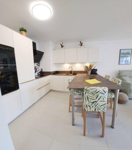 T2 Evasion Azur-4p 150m from t/sea terrace park. - image 5