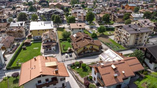 Pinzolo Dolomiti Apartment & Free Park in Pinzolo