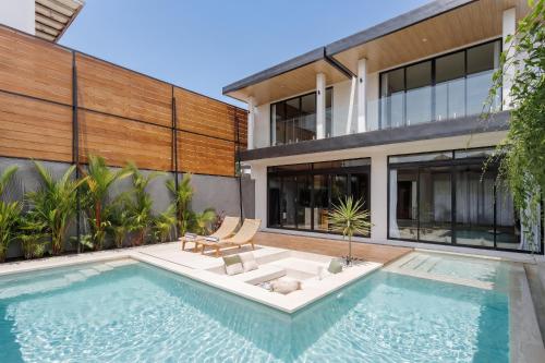 Bermain Haus - Panoramic Pool villa with Fast Wi-Fi&Netflix - Bali Bermain Haus - Panoramic Pool villa with Fast Wi-Fi&Netflix - Bali