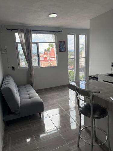 Depto Centrico con vista y cocina equipada